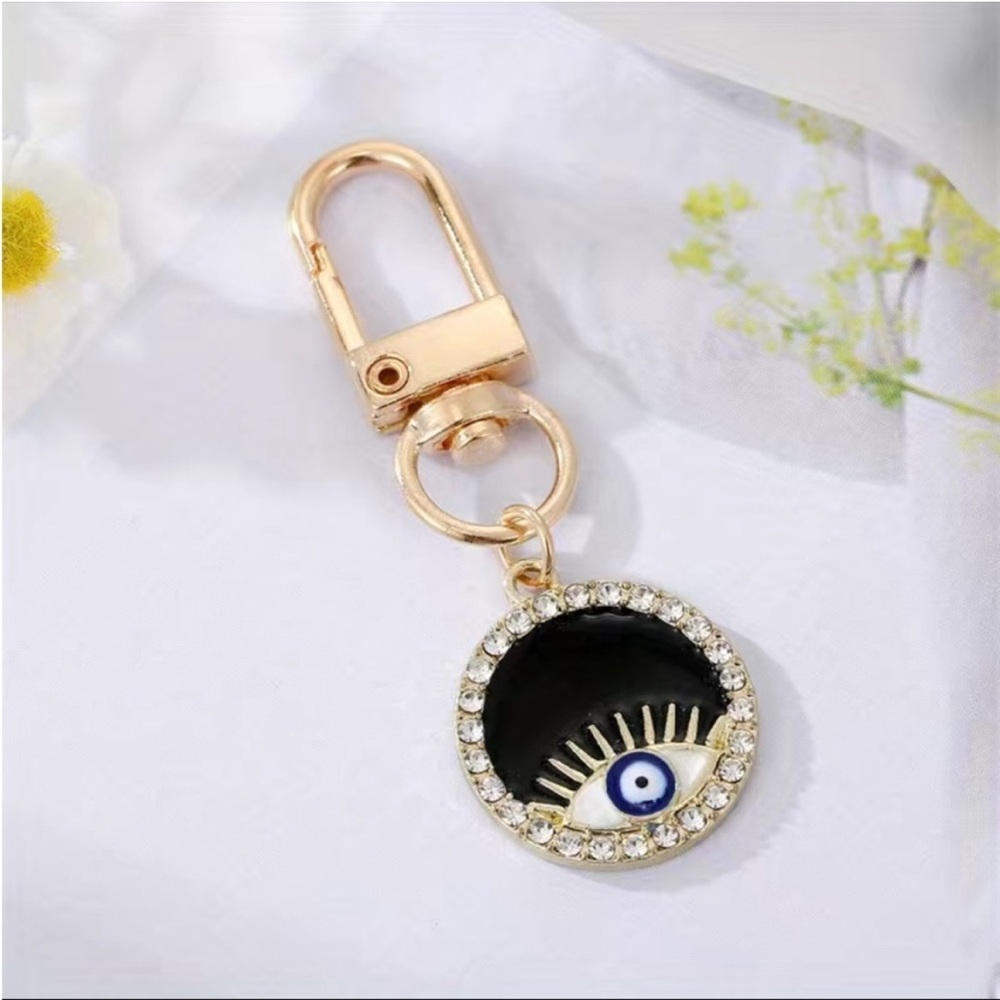 Evil Eye Keychain - Picture 6 of 7